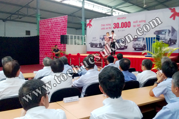 Tổ chức sự kiện Lễ chào mừng chiếc xe thứ 30.000 xuất xưởng tại IVC - Công ty ISUZU Việt Nam - 03