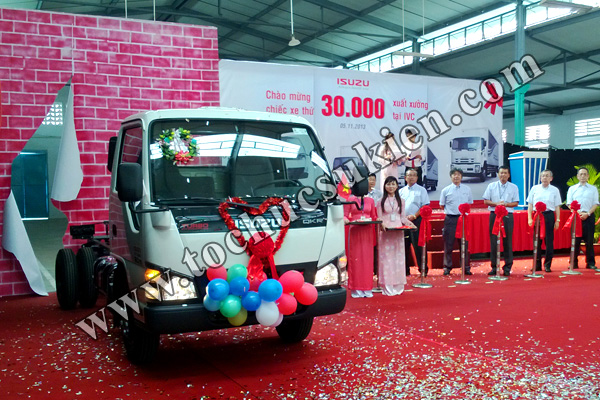 Tổ chức sự kiện Lễ chào mừng chiếc xe thứ 30.000 xuất xưởng tại IVC - Công ty ISUZU Việt Nam - 07