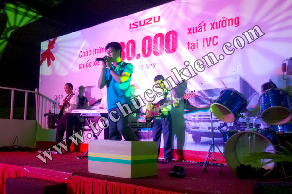 Tổ chức sự kiện Lễ chào mừng chiếc xe thứ 30.000 xuất xưởng tại IVC - Công ty ISUZU Việt Nam - 11