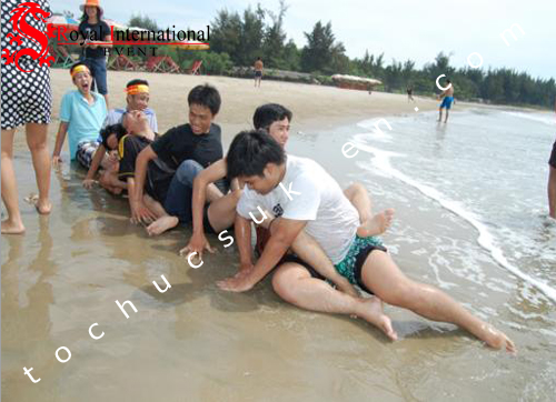 Tổ Chức Sự Kiện TeamBuilding Long Hải - Công Ty VinaDesign