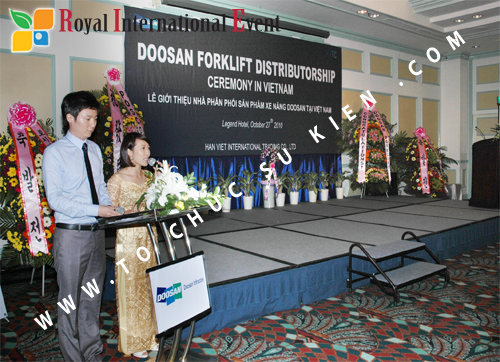 Tổ chức sự kiện Lễ giới thiệu nhà phân phối sản phẩm xe nâng DOOSAN tại Việt Nam 11