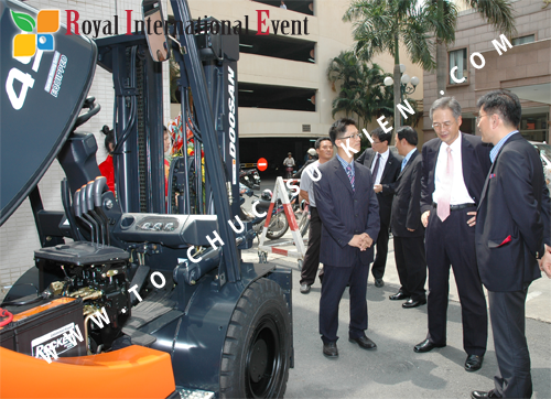 Tổ chức sự kiện Lễ giới thiệu nhà phân phối sản phẩm xe nâng DOOSAN tại Việt Nam 37