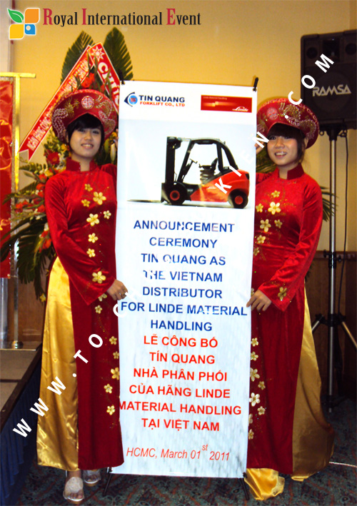 Tổ chức sự kiện Lễ công bố Tín Quang – nhà phân phối của hãng Linde Material Handling tại Việt Nam 7