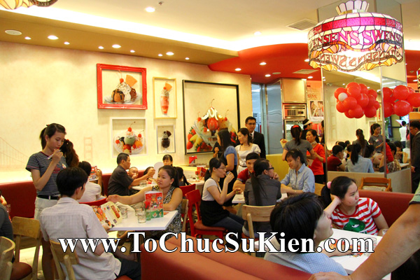 Tổ chức sự kiện Khai trương nhà hàng Kem Swensen's tại Trung tâm thương mại Pandora - Q. Tân Phú - Tp.HCM - 15