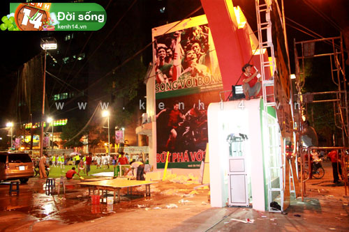 Sài Thành rực rỡ sẵn sàng đón World Cup 2010 khai mạc 3