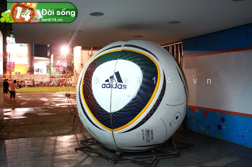 Sài Thành rực rỡ sẵn sàng đón World Cup 2010 khai mạc 5