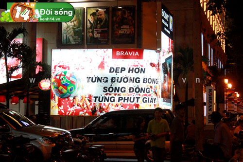 Sài Thành rực rỡ sẵn sàng đón World Cup 2010 khai mạc6