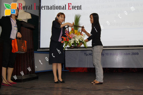 Tổ chức sự kiện cho tập đoàn N.E.C Soft Nhật Bản tại Đại học Khoa học Tự Nhiên  13